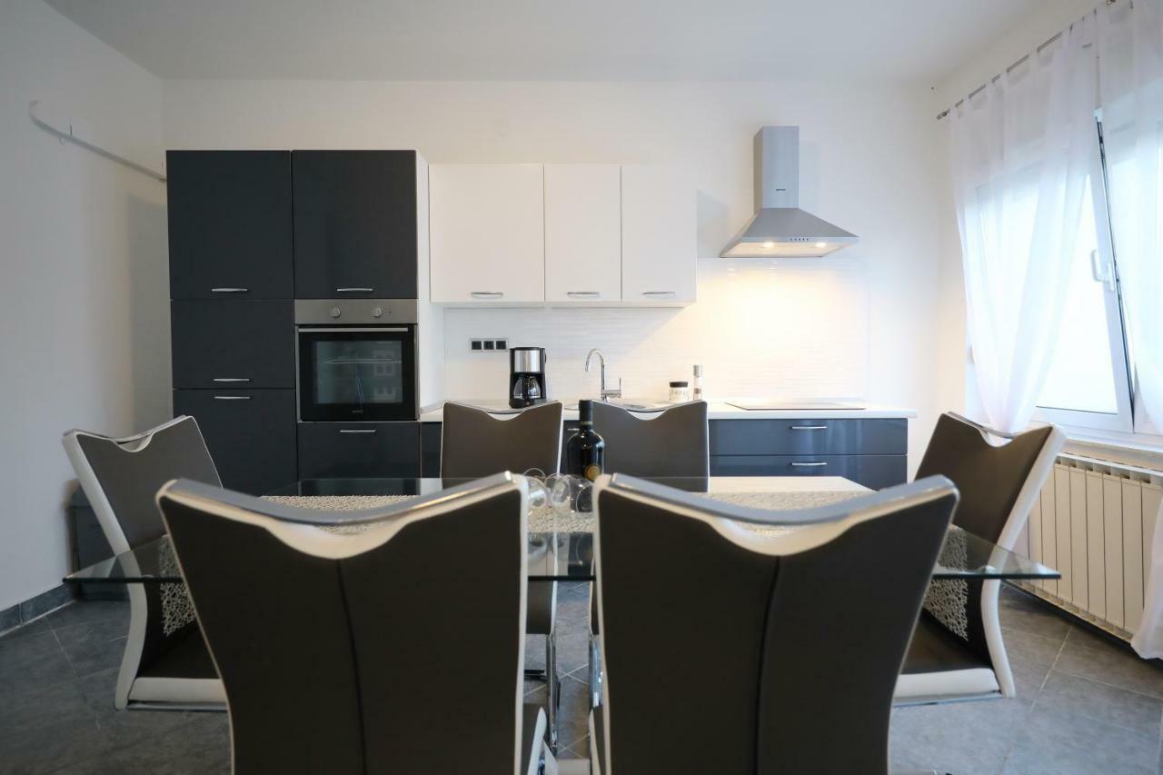 Apartments Zelic Zadar Extérieur photo