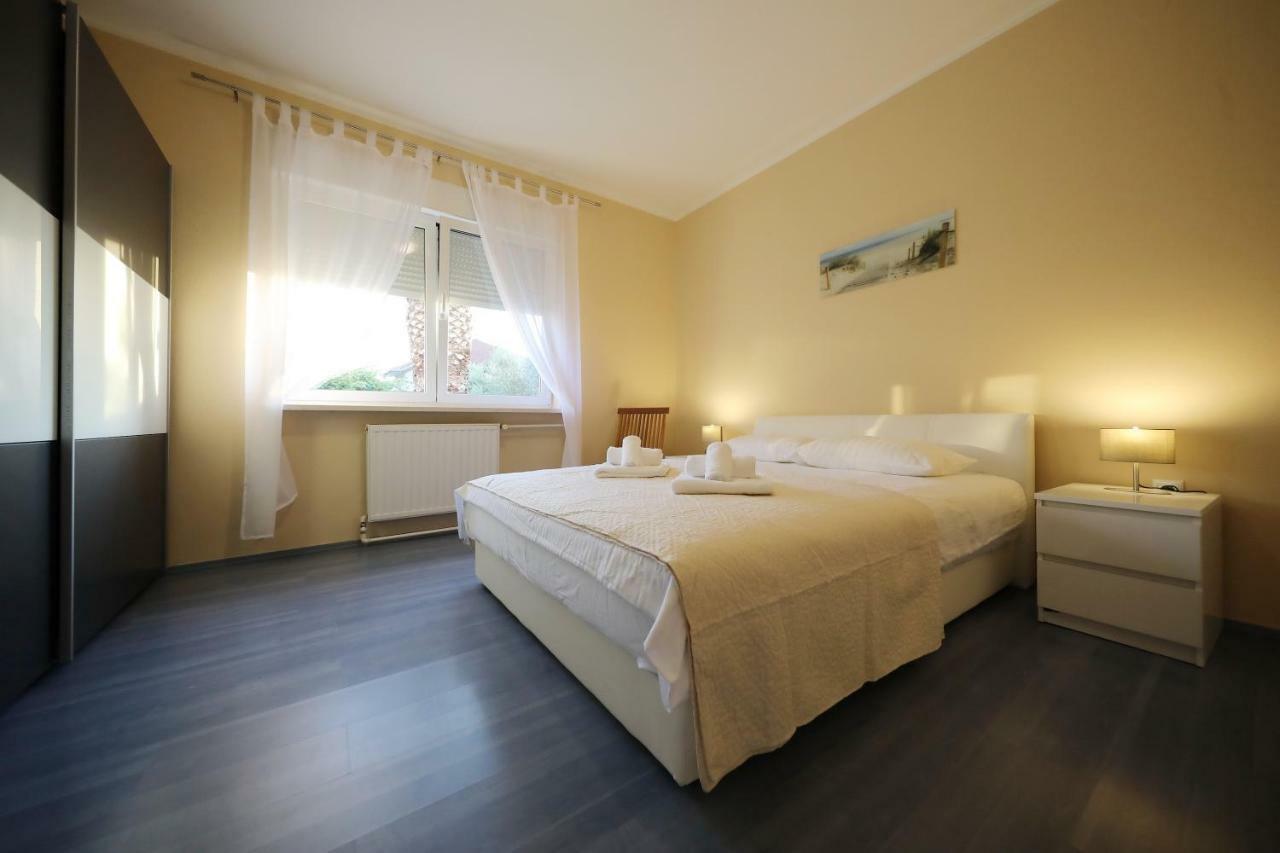 Apartments Zelic Zadar Extérieur photo